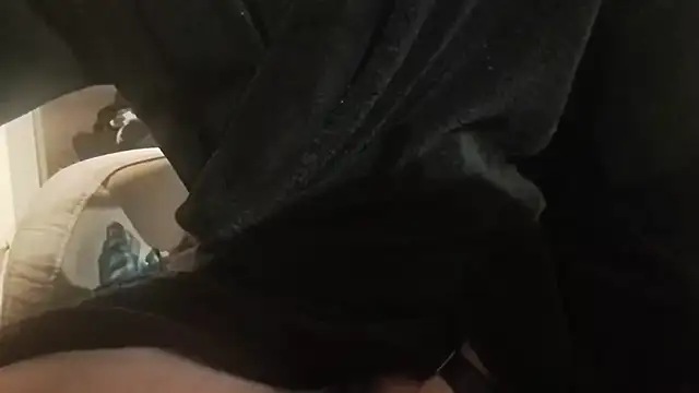 Snapshot of Sammy1660 chatting on October 21, 2025, 9:04 pm Sammy1660 online show from October 21, 2025, 9:04 pm