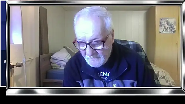 Snapshot of Sammy1660 chatting on May 21, 2026, 8:32 am Sammy1660 online show from May 21, 2026, 8:32 am