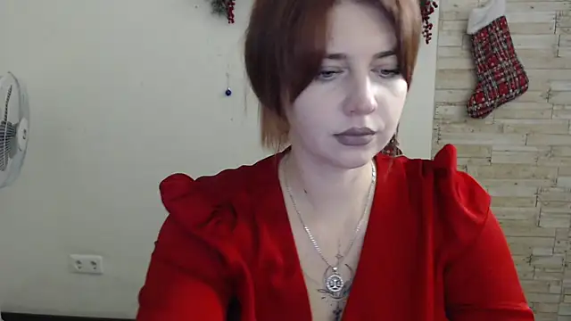 Lizzy Love online show from December 11, 2024, 7:25 pm