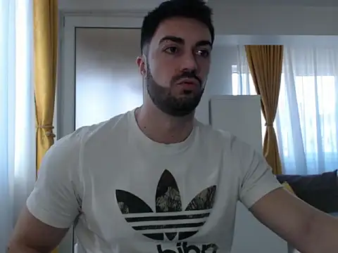 Snapshot of GoldenMark chatting on January 14, 2025, 11:42 am GoldenMark online show from January 14, 2025, 11:42 am