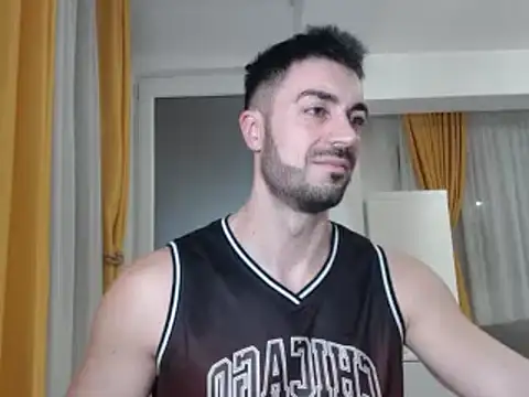 Snapshot of GoldenMark chatting on January 28, 2025, 4:19 pm GoldenMark online show from January 28, 2025, 4:19 pm