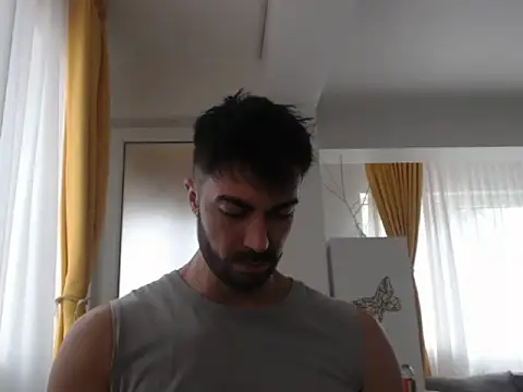 Snapshot of GoldenMark chatting on October 1, 2025, 12:00 pm GoldenMark online show from October 1, 2025, 12:00 pm