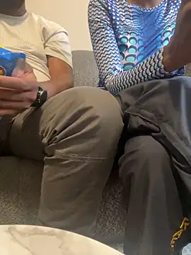 Snapshot of Baller_inch chatting on November 17, 2025, 2:45 pm Baller inch online show from November 17, 2025, 2:45 pm