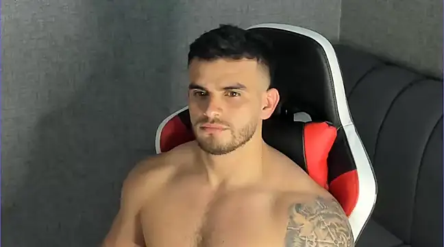 Ricardogo19 online show from January 4, 2025, 11:59 pm