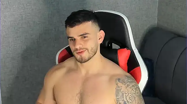 Ricardogo19 online show from January 6, 2025, 11:52 pm