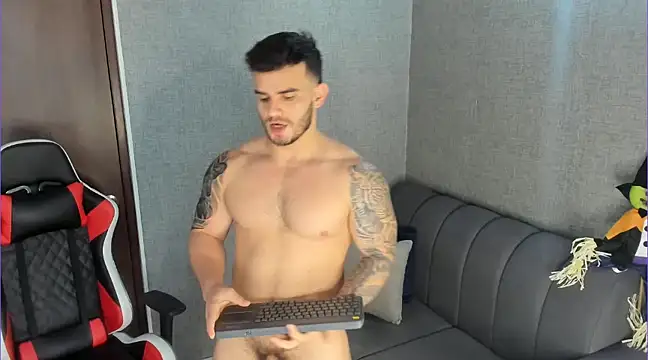 Ricardogo19 online show from February 24, 2025, 4:15 pm