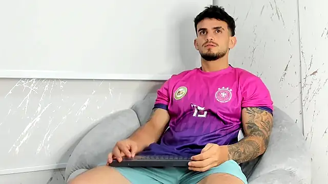 Ricardogo19 online show from March 8, 2026, 4:22 pm