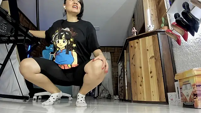 Cristina Vanegas631 online show from November 23, 2025, 9:58 pm