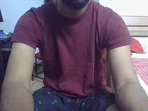 Snapshot of IndianEurope chatting on February 13, 2026, 3:52 pm IndianEurope online show from February 13, 2026, 3:52 pm