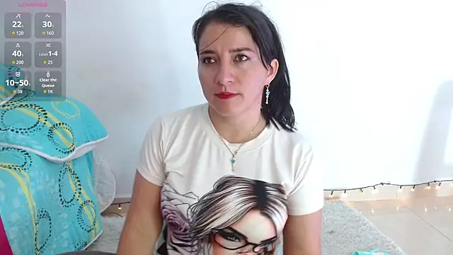 Emelyross  online show from March 16, 2026, 8:57 pm