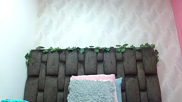 JuanitaDelMar online show from January 21, 2025, 7:17 pm