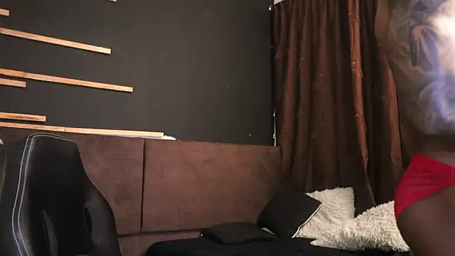 Logan Varela online show from January 13, 2025, 12:09 am