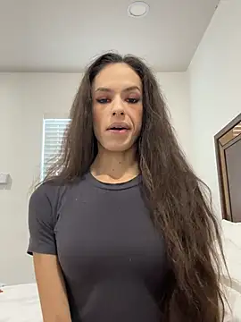 brookehoneynina online show from August 9, 2026, 2:00 pm