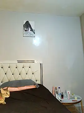 Snapshot of C-yoyo chatting on October 15, 2025, 9:59 pm C-yoyo online show from October 15, 2025, 9:59 pm