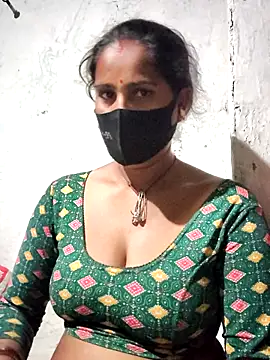 Snapshot of Hey_Ziya chatting on October 21, 2025, 8:31 pm Hey Ziya online show from October 21, 2025, 8:31 pm