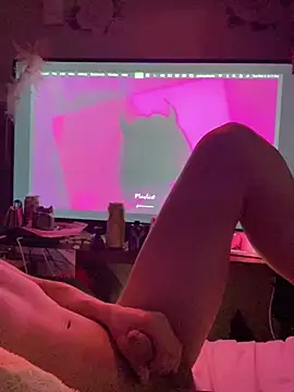 Snapshot of gurlnips chatting on February 5, 2025, 2:19 am gurlnips online show from February 5, 2025, 2:19 am