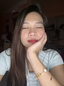 Bae1103 online show from September 19, 2025, 7:47 pm