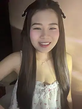 Snapshot of Bae1103 chatting on June 7, 2026, 4:00 pm Bae1103 online show from June 7, 2026, 4:00 pm