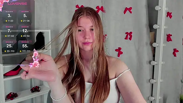 Snapshot of Rebecca_Kelly chatting on January 23, 2025, 6:35 pm Rebecca Kelly online show from January 23, 2025, 6:35 pm