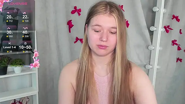 Snapshot of Rebecca_Kelly chatting on February 20, 2025, 6:24 pm Rebecca Kelly online show from February 20, 2025, 6:24 pm