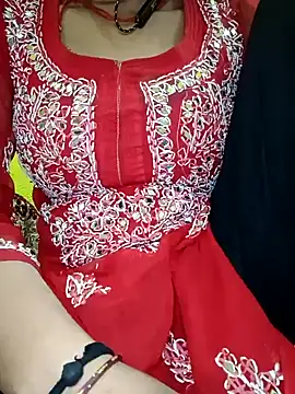 Cute Suhani online show from December 9, 2024, 4:26 pm