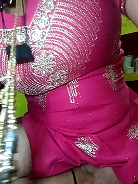 Cute Suhani online show from March 17, 2025, 5:49 pm