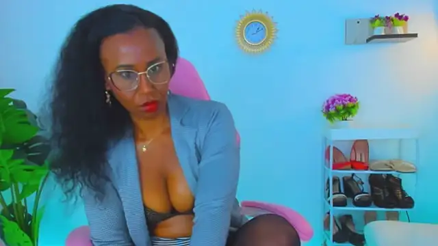 alexajhonson1012 online show from February 21, 2026, 6:09 pm