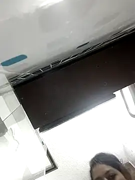 Tiphanydirty3 online show from January 25, 2025, 10:39 pm