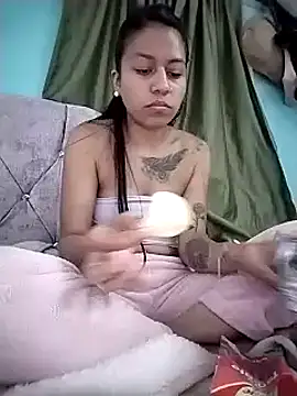 Tiphanydirty3 online show from February 21, 2025, 2:39 am