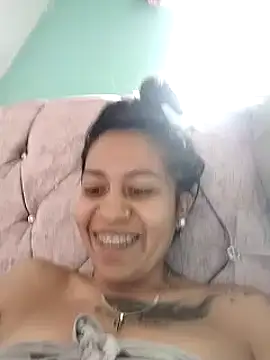 Tiphanydirty3 online show from March 1, 2025, 7:04 pm