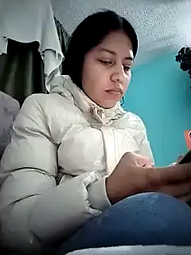 Tiphanydirty3 online show from March 19, 2025, 12:48 am