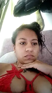 Tiphanydirty3 online show from December 18, 2025, 4:02 pm