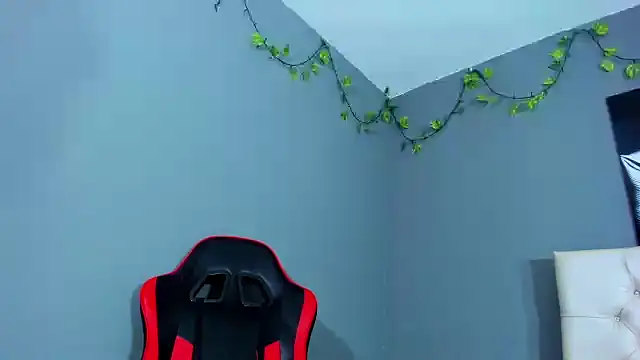 JazirMartinez online show from September 11, 2025, 1:00 pm