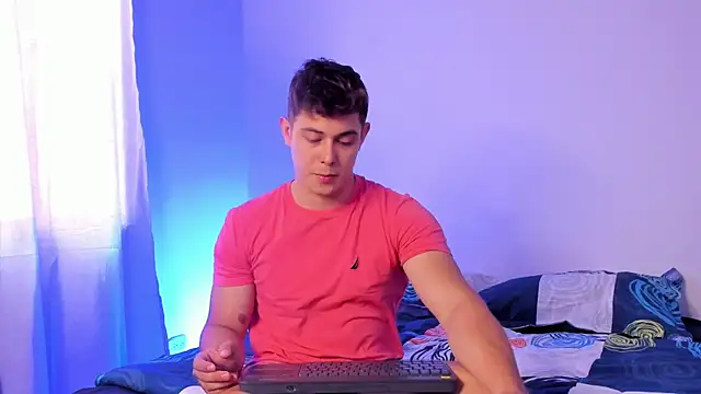 Alan hadid1 online show from September 19, 2025, 8:09 pm