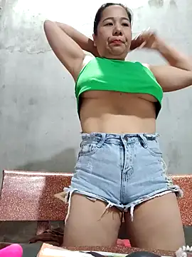 Queen 18200 online show from December 19, 2024, 7:40 am