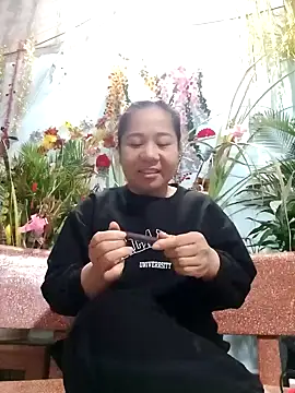 Queen 18200 online show from January 22, 2025, 7:35 am