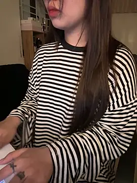 Jenni nana online show from February 8, 2026, 7:12 am