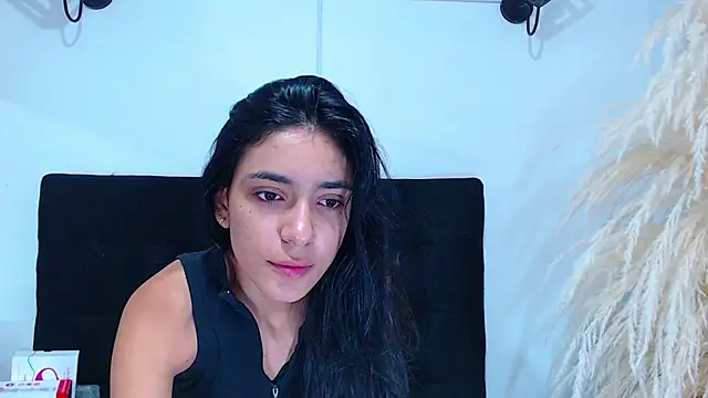 Snapshot of srta_luciana chatting on July 10, 2026, 11:46 am srta luciana online show from July 10, 2026, 11:46 am