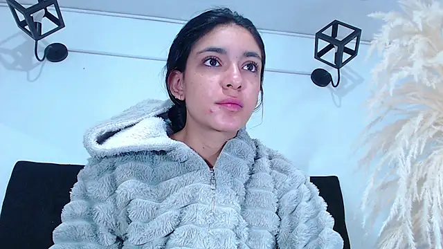 Snapshot of srta_luciana chatting on July 29, 2026, 11:52 am srta luciana online show from July 29, 2026, 11:52 am