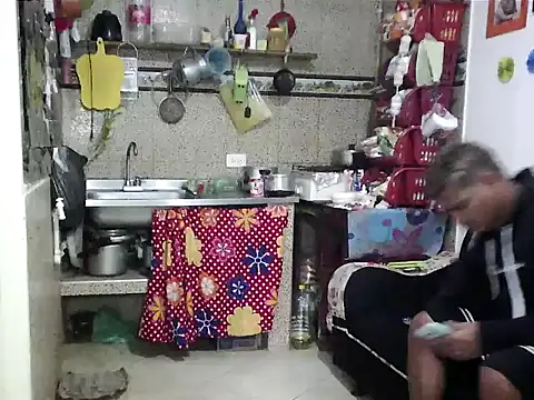 Snapshot of Boycuriousxxx chatting on September 18, 2025, 11:34 am Boycuriousxxx online show from September 18, 2025, 11:34 am