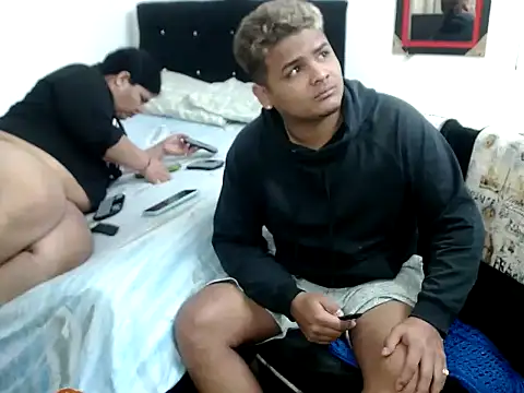 Snapshot of Boycuriousxxx chatting on October 2, 2025, 12:56 pm Boycuriousxxx online show from October 2, 2025, 12:56 pm