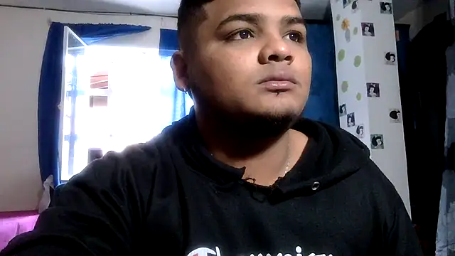 Boycuriousxxx online show from July 15, 2026, 12:10 pm
