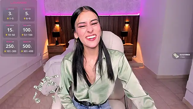 karlaa james online show from November 1, 2025, 11:12 am