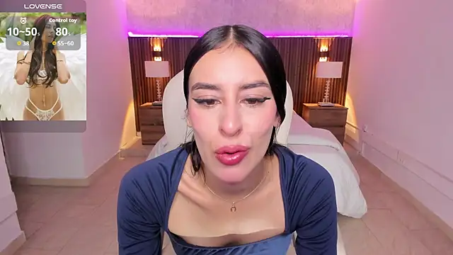 karlaa james online show from April 23, 2026, 11:09 am