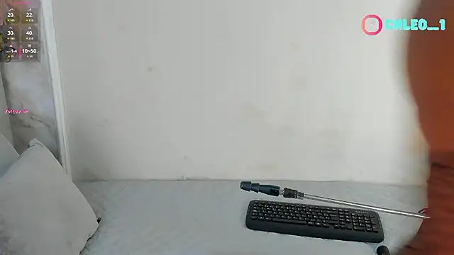 Snapshot of Chleo__ chatting on March 25, 2026, 1:39 pm Chleo online show from March 25, 2026, 1:39 pm