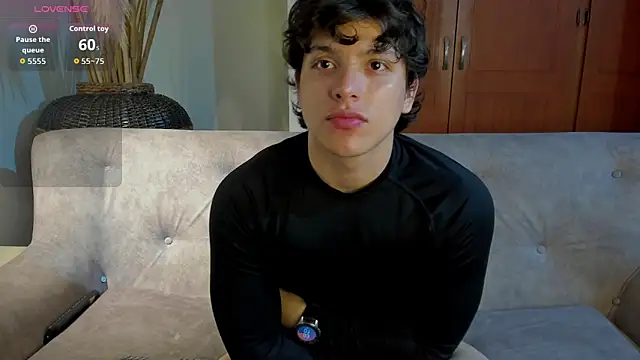 Snapshot of bravoboreal chatting on September 19, 2025, 7:58 pm bravoboreal online show from September 19, 2025, 7:58 pm