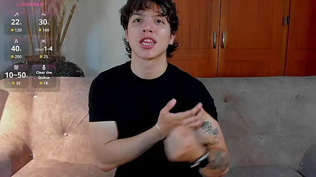 Snapshot of bravoboreal chatting on October 11, 2025, 2:48 pm bravoboreal online show from October 11, 2025, 2:48 pm