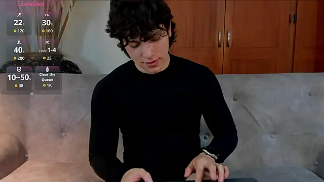 Snapshot of bravoboreal chatting on October 28, 2025, 7:49 pm bravoboreal online show from October 28, 2025, 7:49 pm