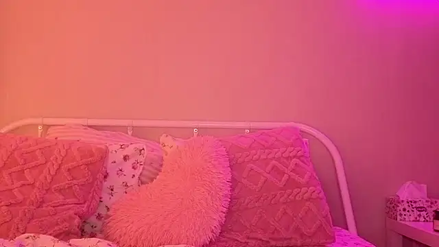 KateVon online show from November 20, 2025, 1:22 pm