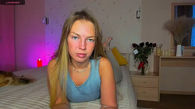 Snapshot of Jeanne_Williams chatting on February 15, 2025, 2:47 am Jeanne Williams online show from February 15, 2025, 2:47 am